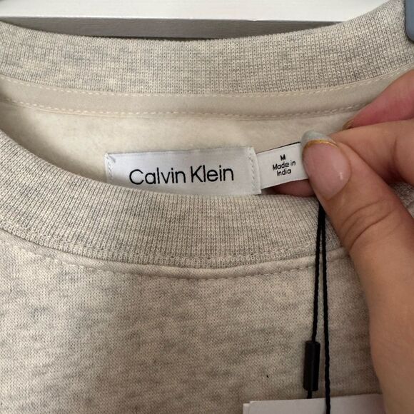 Calvin Klein sweater - Picture 4 of 5
